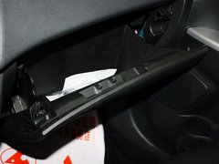2013款 2.0 CVT 四驱旗舰版 5座