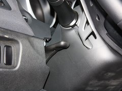 2013款 2.0 CVT 四驱旗舰版 5座