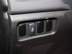 2013款 2.0 CVT 四驱旗舰版 5座