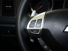 2013款 2.0 CVT 四驱旗舰版 5座