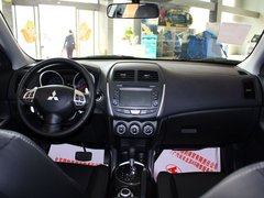 2013款 2.0 CVT 四驱旗舰版 5座