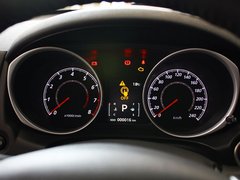 2013款 2.0 CVT 四驱旗舰版 5座