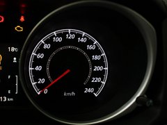 2013款 2.0 CVT 四驱旗舰版 5座