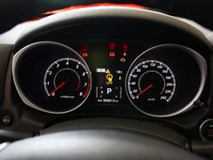 2013款 2.0 CVT 四驱旗舰版 5座