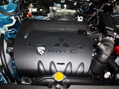 2013款 2.0 CVT 四驱旗舰版 5座