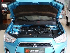 2013款 2.0 CVT 四驱旗舰版 5座