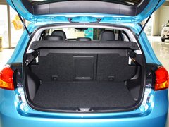 2013款 2.0 CVT 四驱旗舰版 5座