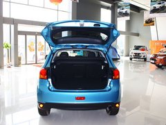 2013款 2.0 CVT 四驱旗舰版 5座