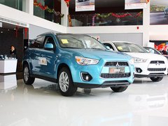 2013款 2.0 CVT 四驱旗舰版 5座