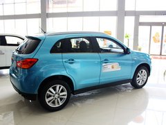 2013款 2.0 CVT 四驱旗舰版 5座