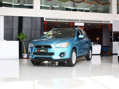 2013款 2.0 CVT 四驱旗舰版 5座