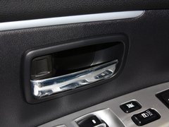 2013款 2.0 CVT 四驱旗舰版 5座