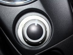 2013款 2.0 CVT 四驱旗舰版 5座