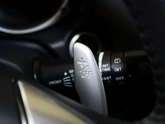 2013款 2.0 CVT 四驱旗舰版 5座