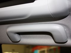 2013款 2.0 CVT 四驱旗舰版 5座