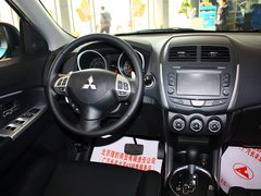 2013款 2.0 CVT 四驱旗舰版 5座