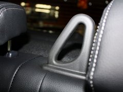2013款 2.0 CVT 四驱旗舰版 5座