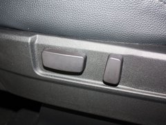 2013款 2.0 CVT 四驱旗舰版 5座