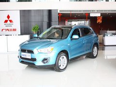 2013款 2.0 CVT 四驱旗舰版 5座