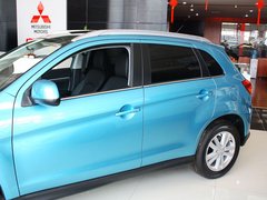 2013款 2.0 CVT 四驱旗舰版 5座