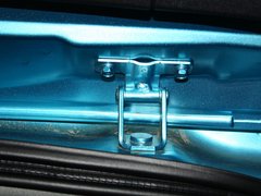 2013款 2.0 CVT 四驱旗舰版 5座