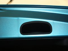 2013款 2.0 CVT 四驱旗舰版 5座