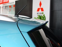 2013款 2.0 CVT 四驱旗舰版 5座