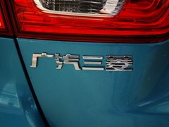 2013款 2.0 CVT 四驱旗舰版 5座