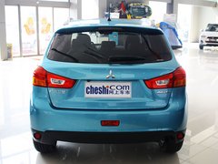 2013款 2.0 CVT 四驱旗舰版 5座