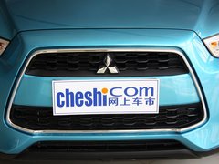 2013款 2.0 CVT 四驱旗舰版 5座