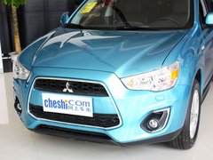 2013款 2.0 CVT 四驱旗舰版 5座