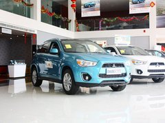2013款 2.0 CVT 四驱旗舰版 5座
