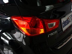 2013款 2.0 CVT 四驱旗舰版 5座
