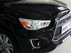 2013款 2.0 CVT 四驱旗舰版 5座
