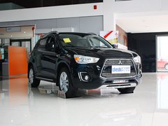 2013款 2.0 CVT 四驱旗舰版 5座