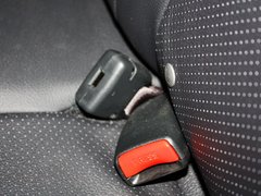 2013款 2.0 CVT 四驱旗舰版 5座