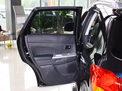 2013款 2.0 CVT 四驱旗舰版 5座