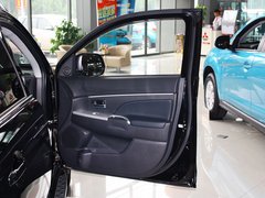 2013款 2.0 CVT 四驱旗舰版 5座