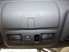 2013款 2.0 CVT 四驱旗舰版 5座