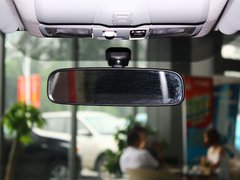 2013款 2.0 CVT 四驱旗舰版 5座