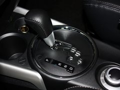 2013款 2.0 CVT 四驱旗舰版 5座