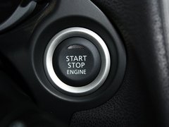 2013款 2.0 CVT 四驱旗舰版 5座
