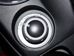 2013款 2.0 CVT 四驱旗舰版 5座
