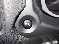 2013款 2.0 CVT 四驱旗舰版 5座