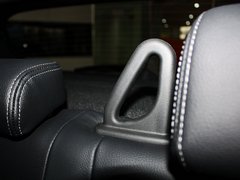 2013款 2.0 CVT 四驱旗舰版 5座