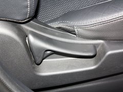 2013款 2.0 CVT 四驱旗舰版 5座