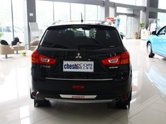 2013款 2.0 CVT 四驱旗舰版 5座