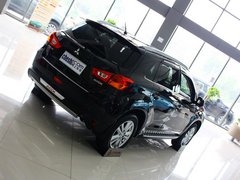2013款 2.0 CVT 四驱旗舰版 5座