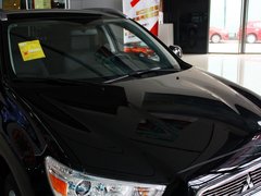 2013款 2.0 CVT 四驱旗舰版 5座