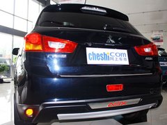 2013款 2.0 CVT 四驱旗舰版 5座